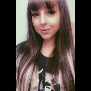 Meet your Posher, Layla